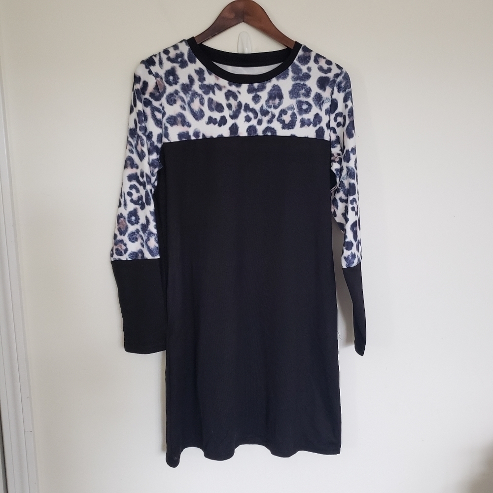 Boutique Black and Leopard Print Long Sleeve Sweatshirt Dress Tunic Size Small